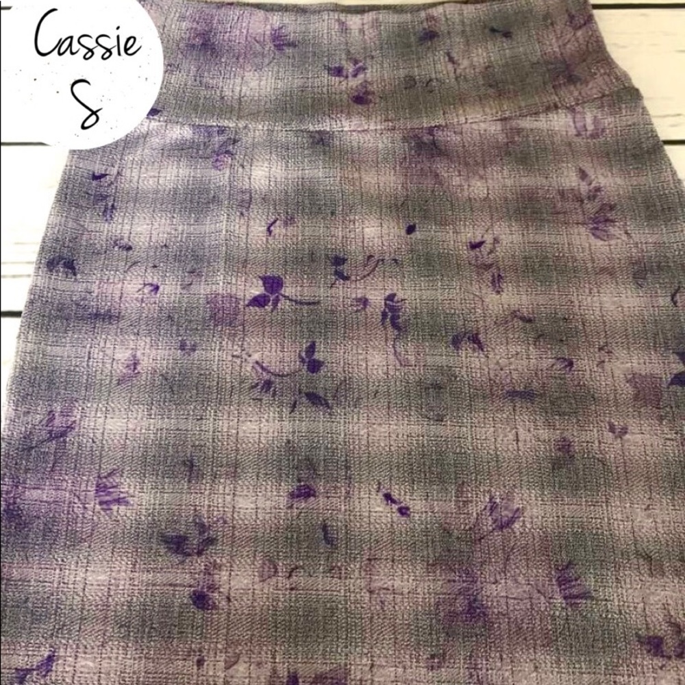 💝💝💝 3 for $33 LuLaRoe Cassie Pencil Skirt